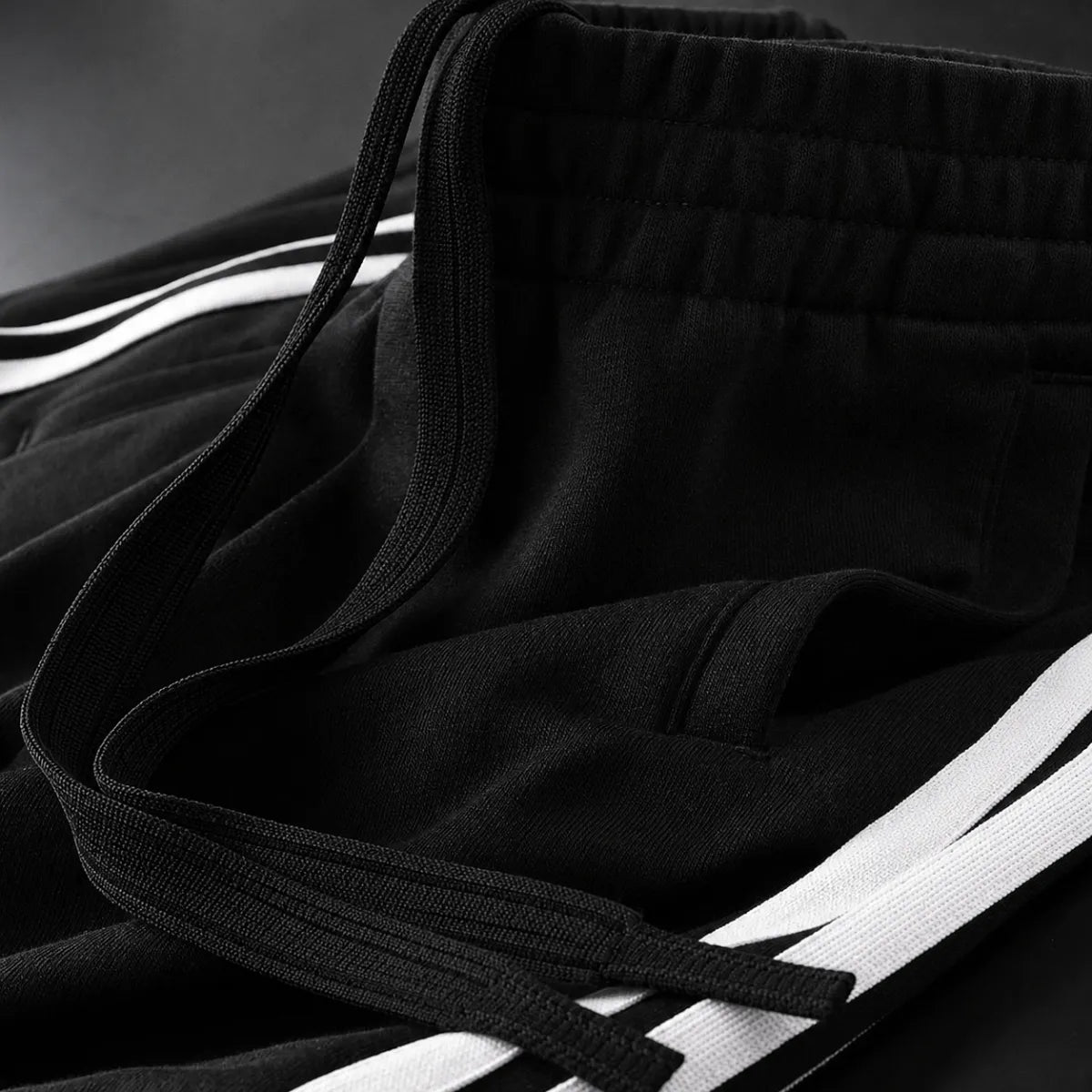 black trackpant waist